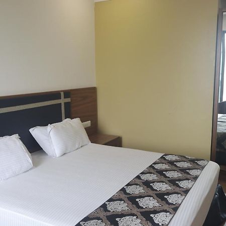 Heaven 7 Hotel & Resort Himatnagar Zewnętrze zdjęcie