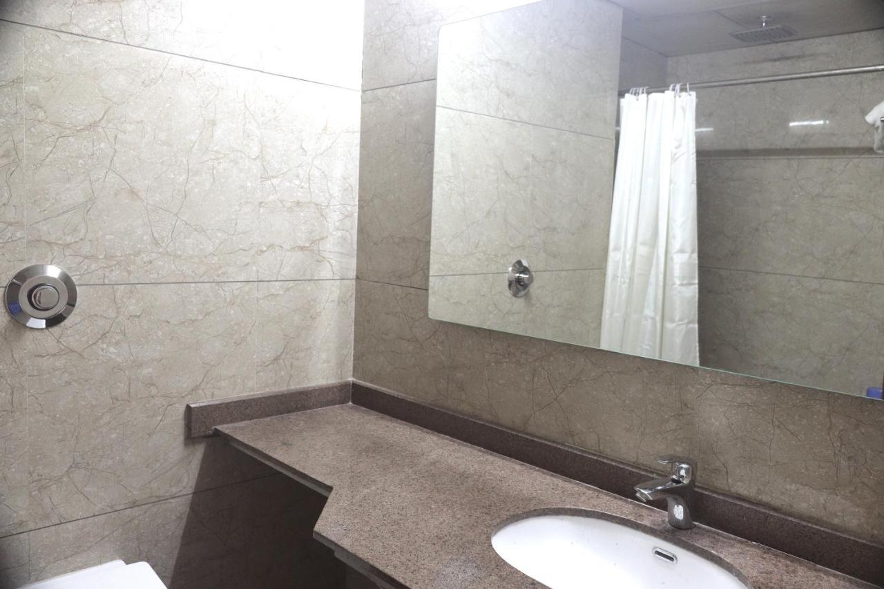 Heaven 7 Hotel & Resort Himatnagar Zewnętrze zdjęcie